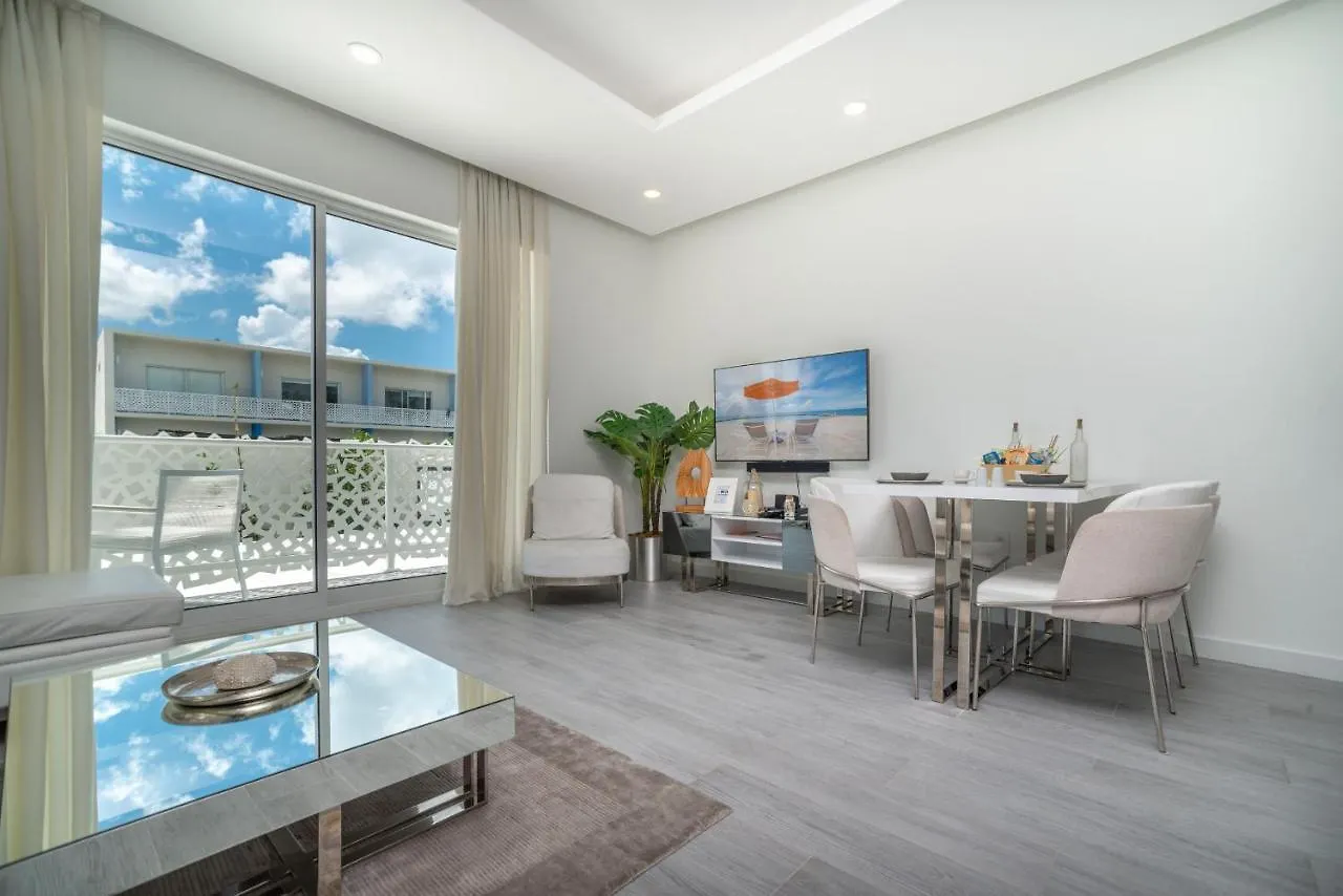 Luxury 1 Bed Apartment Near Seven Mile Beach At The Grove West Bay